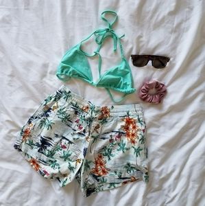 Tropical print Old Navy linen blend shorts